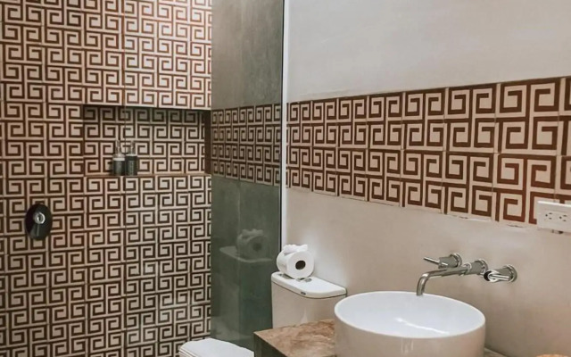Hotel Cuatro Cuatros