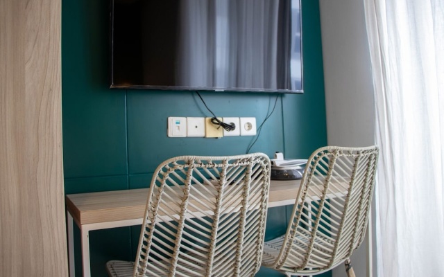 Well Appointed And Homey Studio At West Vista Apartment – Guest Rooms – Jakarta