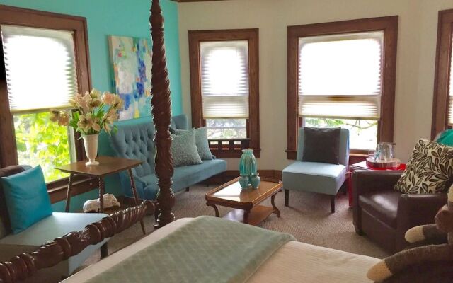 Distinctive Inns of Kingsville Inn31