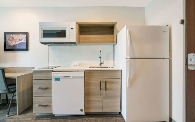 WoodSpring Suites Knoxville-Cedar Bluff