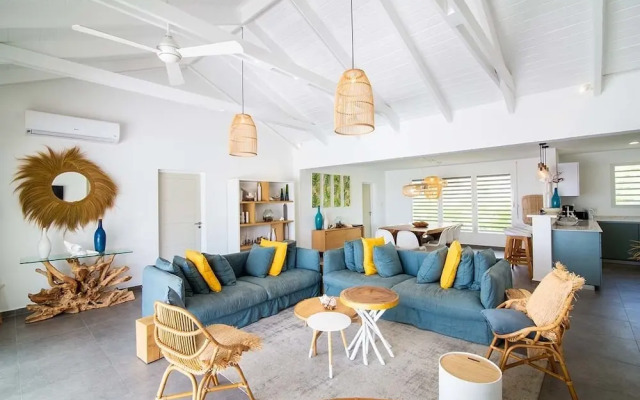 Alizee by Island Properties Online