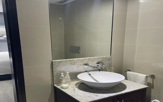 Luxury Apartment - Michelangelo Towers