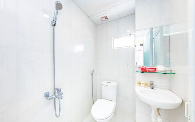 Oyo 349 Thuan Buom Phat Hotel