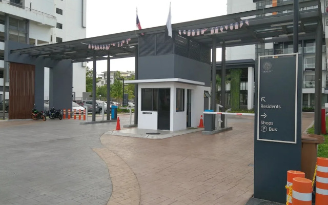 Timur Bay Seaview Residency