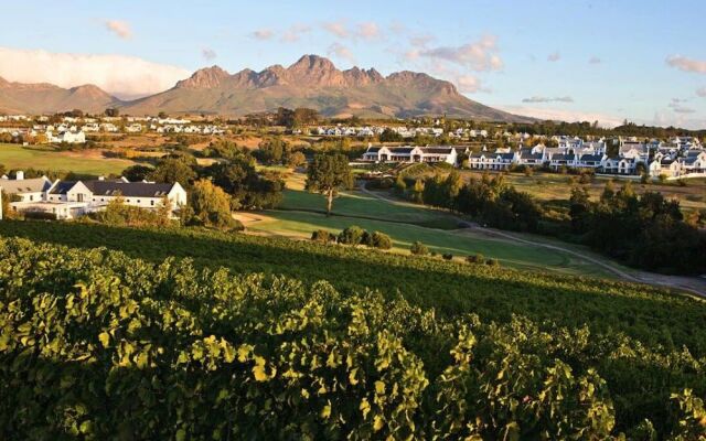 Winelands Golf Lodges