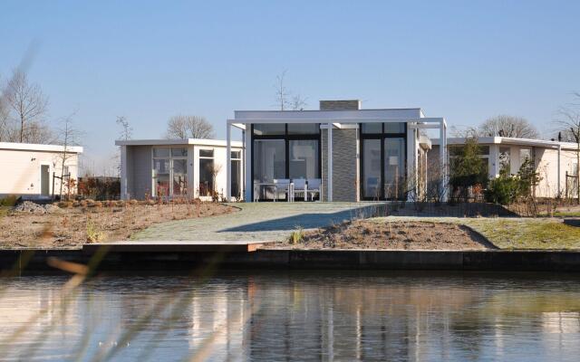 Comfy chalet with dishwasher near a nature reserve