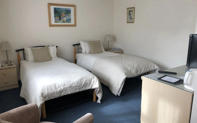 Newent Golf Club & Lodges