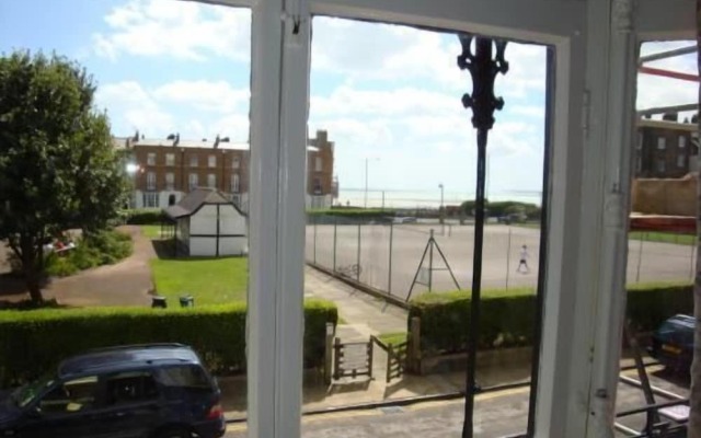 Spencer Court Hotel
