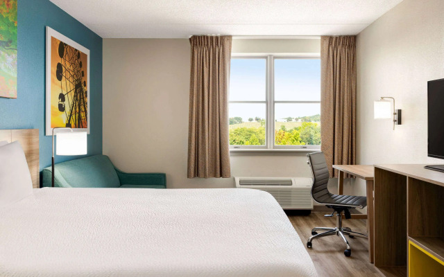 Days Inn by Wyndham Hershey