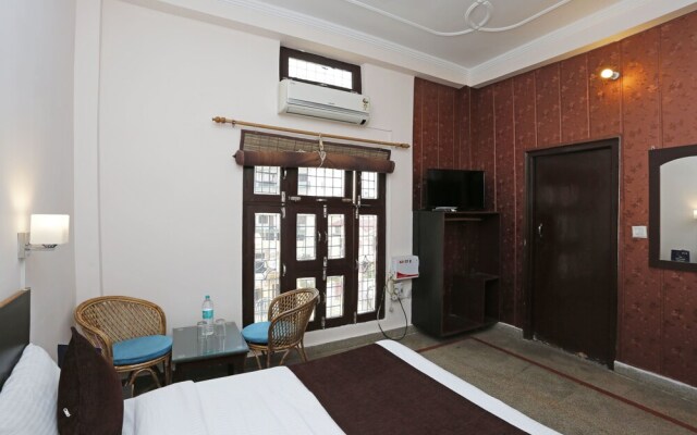 Radha Krishna Guest House