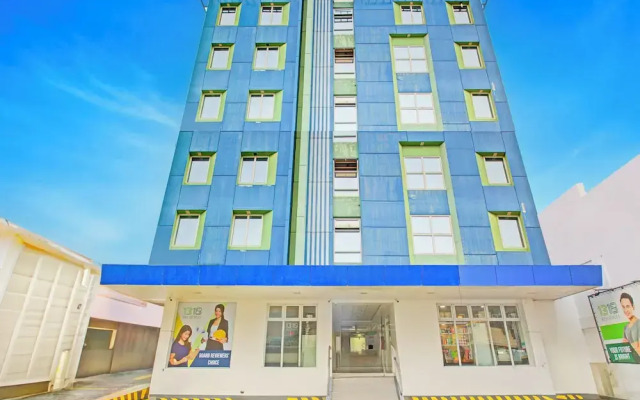 OYO 1144 1318 Residences