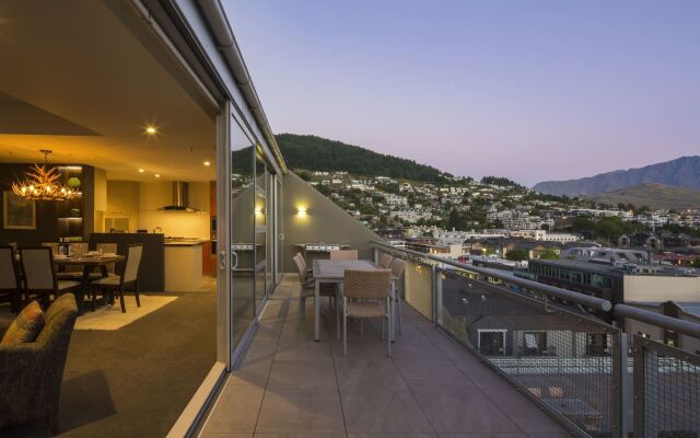 Shotover Penthouse & Spa by Staysouth