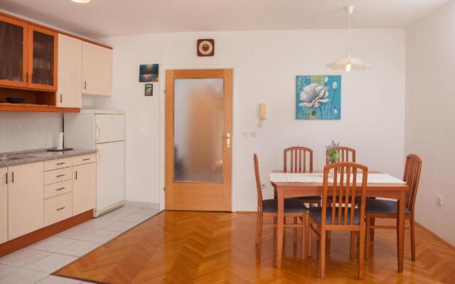 City Apartment Mima
