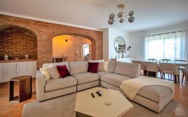 Villa Miracampo by Portucasa