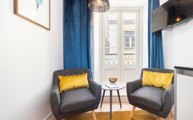 Lisbon Bica Suites Apartments