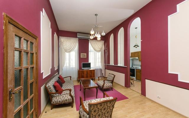 Apartment near Arena City