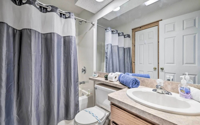 Tannersville Townhome, Near Camelback Mtn!