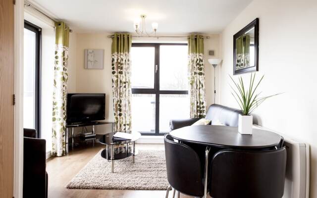 Cheltenham Plaza - Bliss Apartments