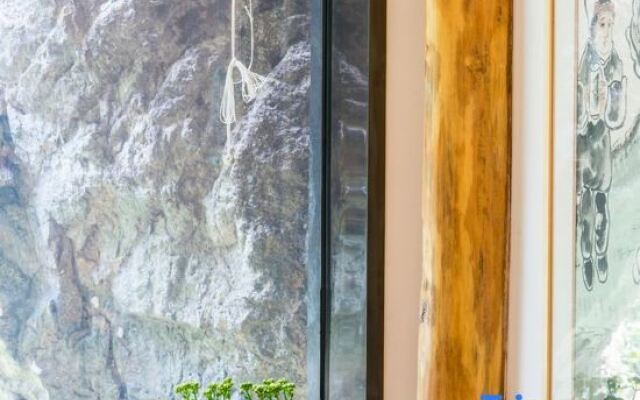 Xinchang Shangshitang Tianmu Mountain Residence