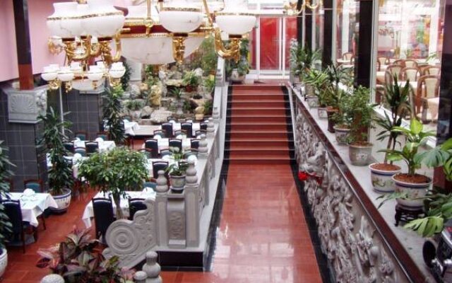 Hotel Astra