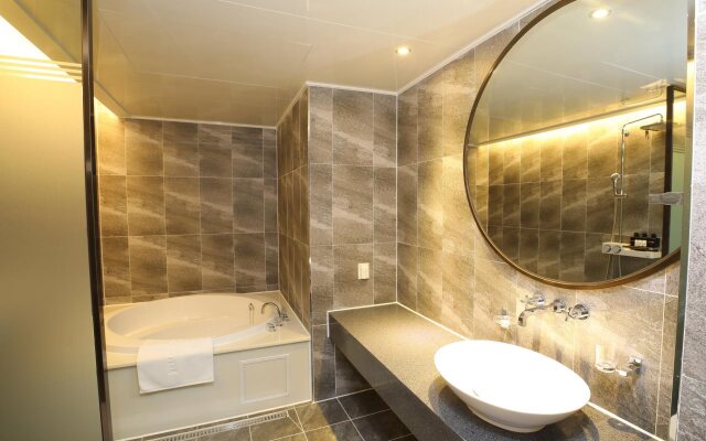 Rest Hotel