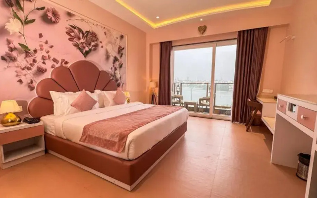 Lake View Lakeside Leisure at Nela Talab