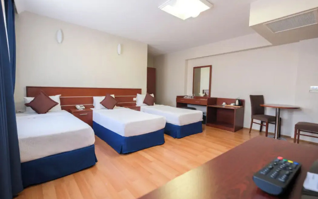 Siyav Hotel