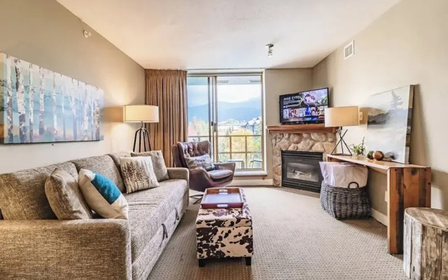 Beautiful One Bedroom Suite - 416