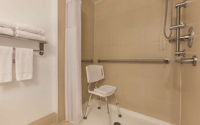 Country Inn & Suites by Radisson, Lawrenceville, GA