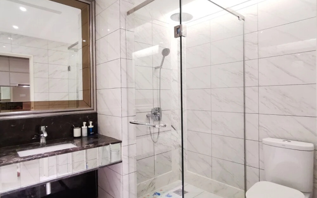 Sky Loft JB Guest House