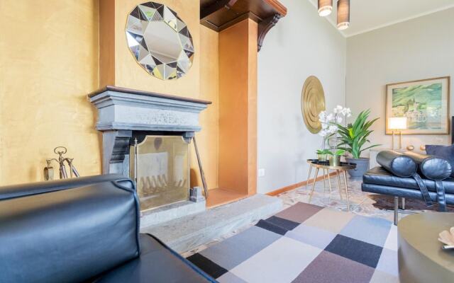 Villa Bianca - Front Lake Pool