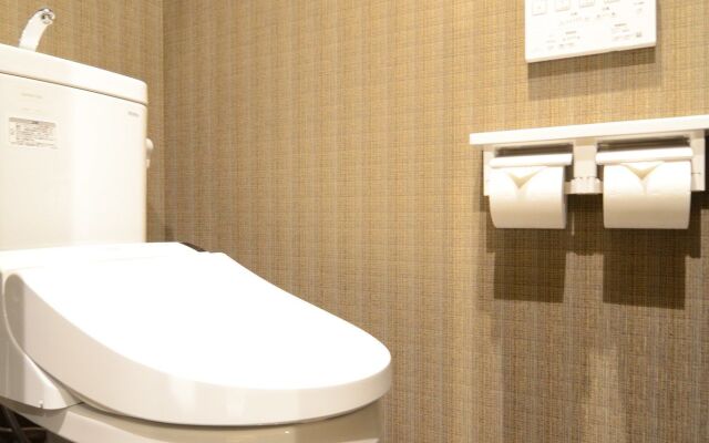 Nipponbashi Luxe Hotel