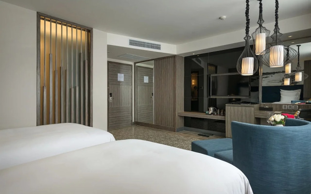 Paradise Suites Hotel