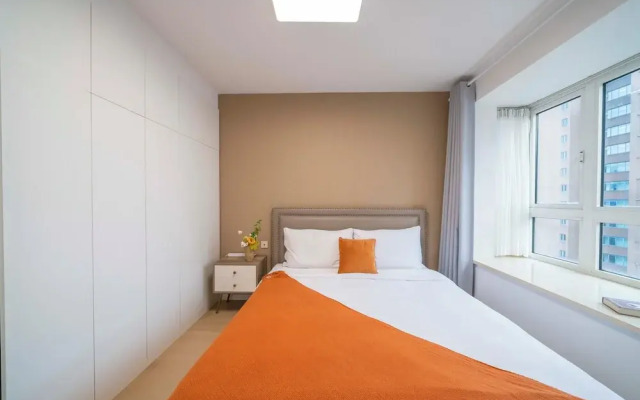 Tyms Changning Spacious 3BR 2BA APT