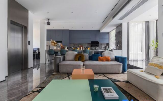 Shanghai Oak Su OAK·Parent-child Vacation·Pool Vacation Beauty Su