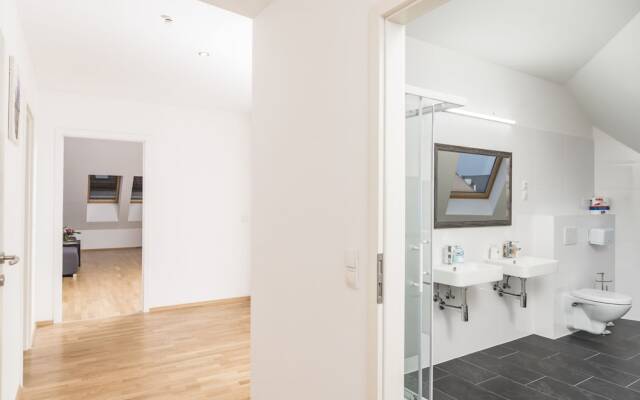 Schottenring Terrace by Welcome2Vienna