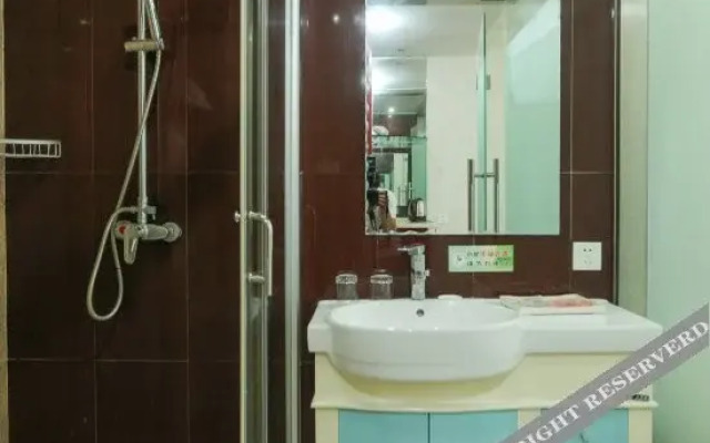 Dingsheng Business Hotel
