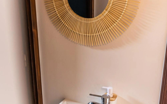 Magnifique villa avec cheminée au tevelave