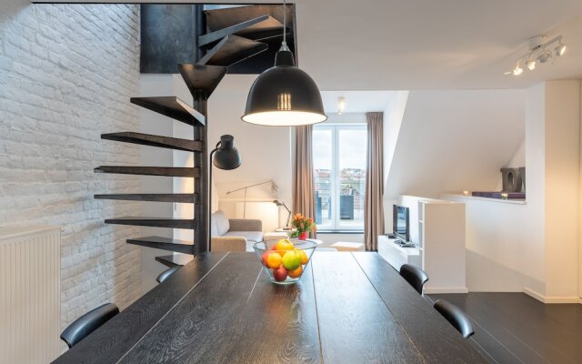 Europea Luxury Duplex Residence Flagey