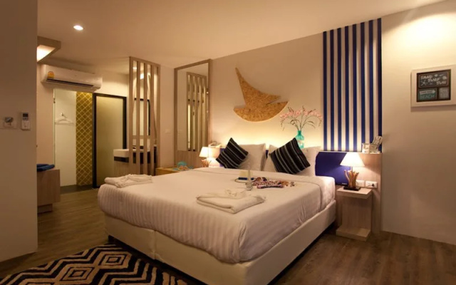 The Blue Pearl Kata Hotel
