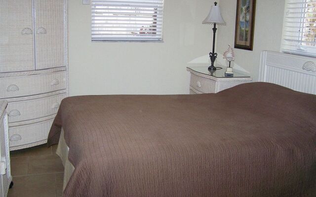 Coconut Villas of Dunedin