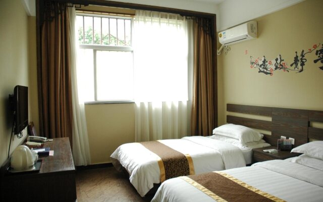 Huashan Inn (Xia Culture Theme Hotel)