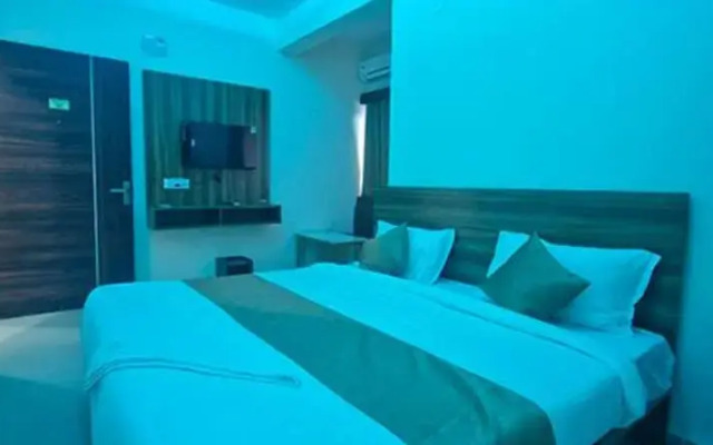 Fabhotel Mantra Inn