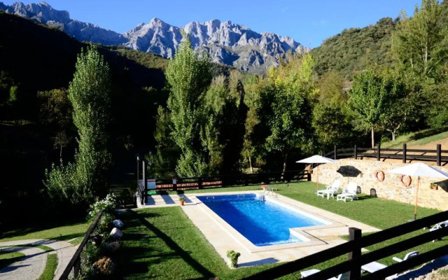 Hotel Rural Posada San Pelayo