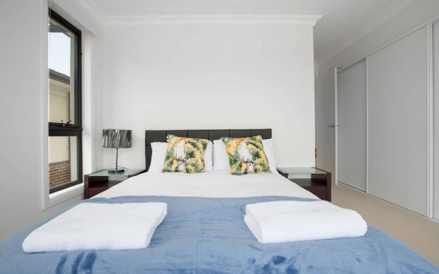 Captivating Large 4br@narre Warren
