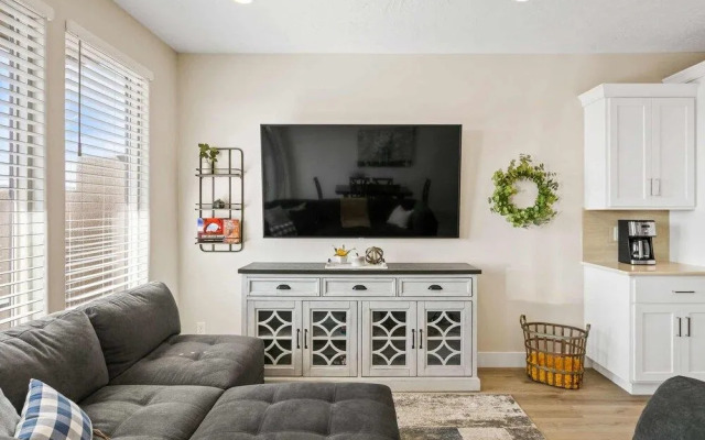 Mert'S Place By Redawning