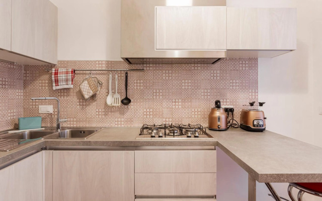 Restayled Chic Apartement