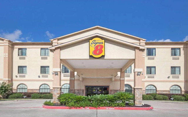 Super 8 Iah West/Greenspoint