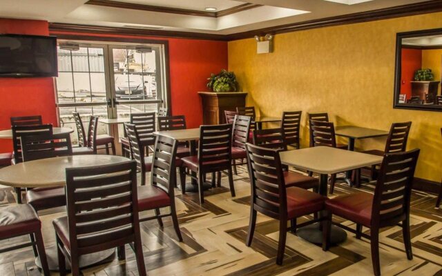 Quality Suites NYC Gateway