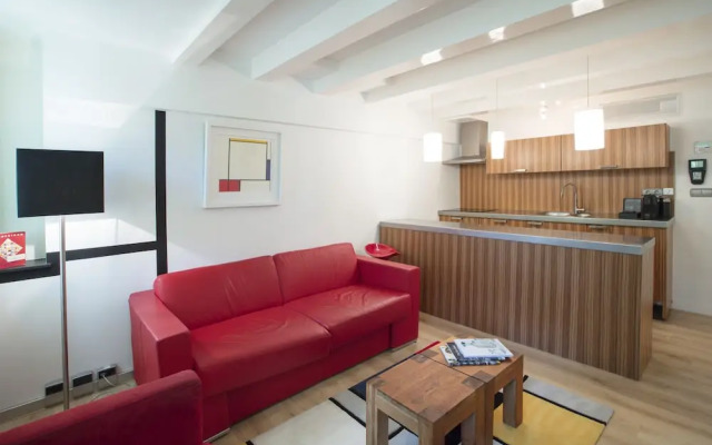 Dutch Masters Apartments